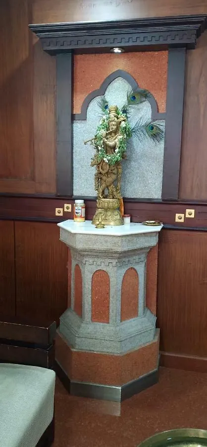 Devanganam Residency Hotel Guruvayur