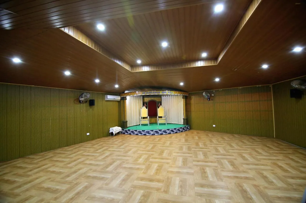 Devanganam Residency Hotel Guruvayur